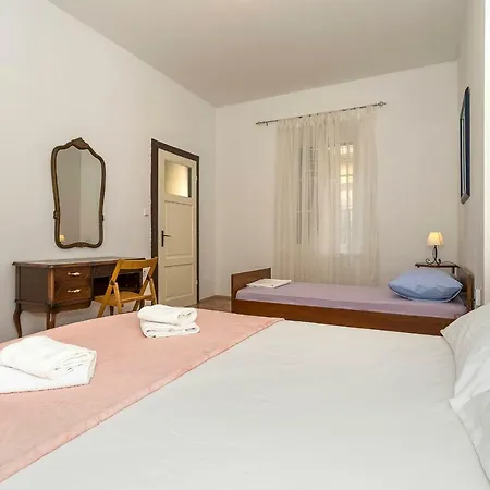 Apartment Toni *